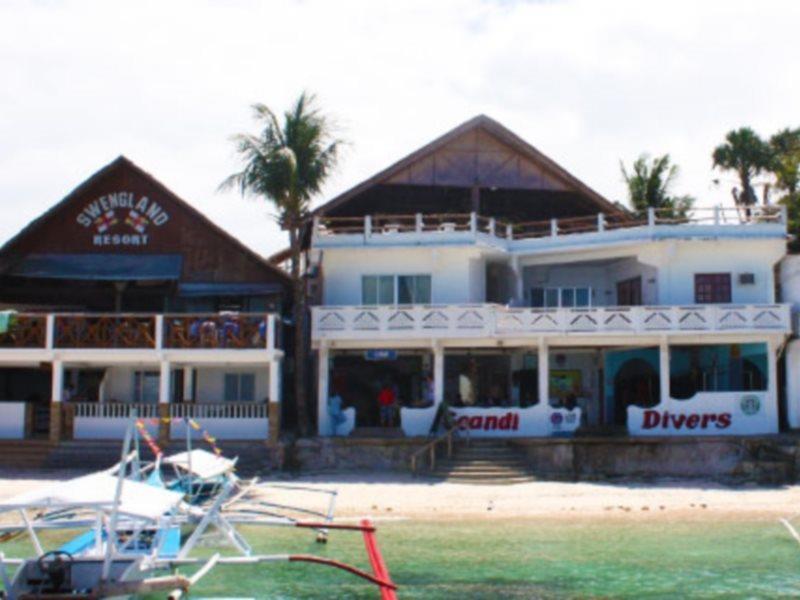 Scandi Divers Puerto Galera Buitenkant foto