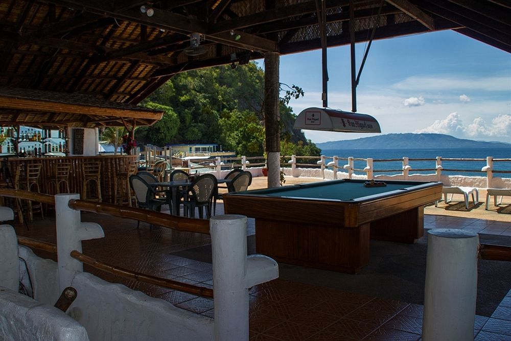 Scandi Divers Puerto Galera Buitenkant foto